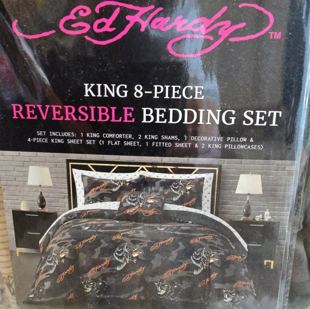 Ed Hardy King reversible 8piece Bedding set new